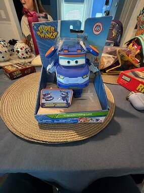 Super Wings Transforming Leo 5-inch Action Figure Robot